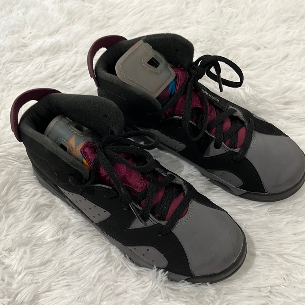 AIR JORDAN 6 RETRO PS
"Bordeaux"- Kids